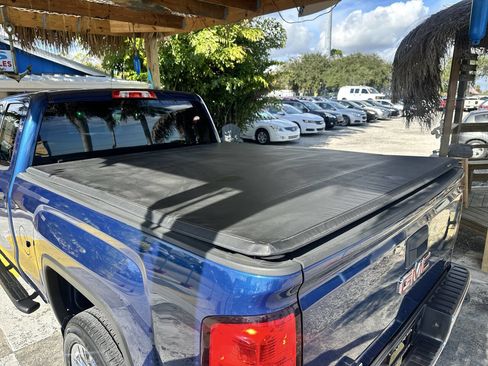 Used 2018 GMC Sierra 1500 2WD Double Cab w/ Sierra Convenience Package image 16