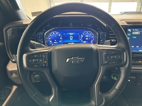 Used 2023 Chevrolet Silverado 1500 ZR2 w/ Technology Package image 10