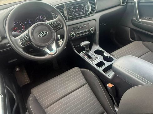 Used 2018 Kia Sportage LX FWD image 13