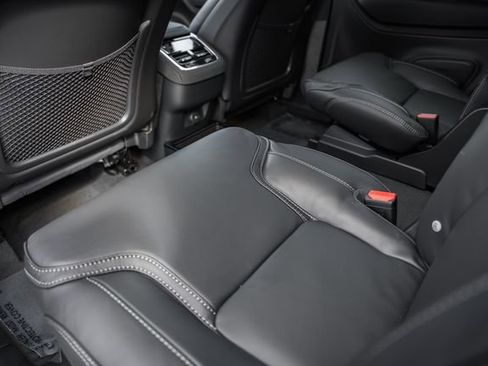 New 2026 Volvo XC90 B6 Ultra w/ Protection Package Premier image 34