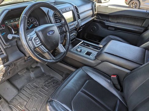 Used 2018 Ford Expedition Limited image 22