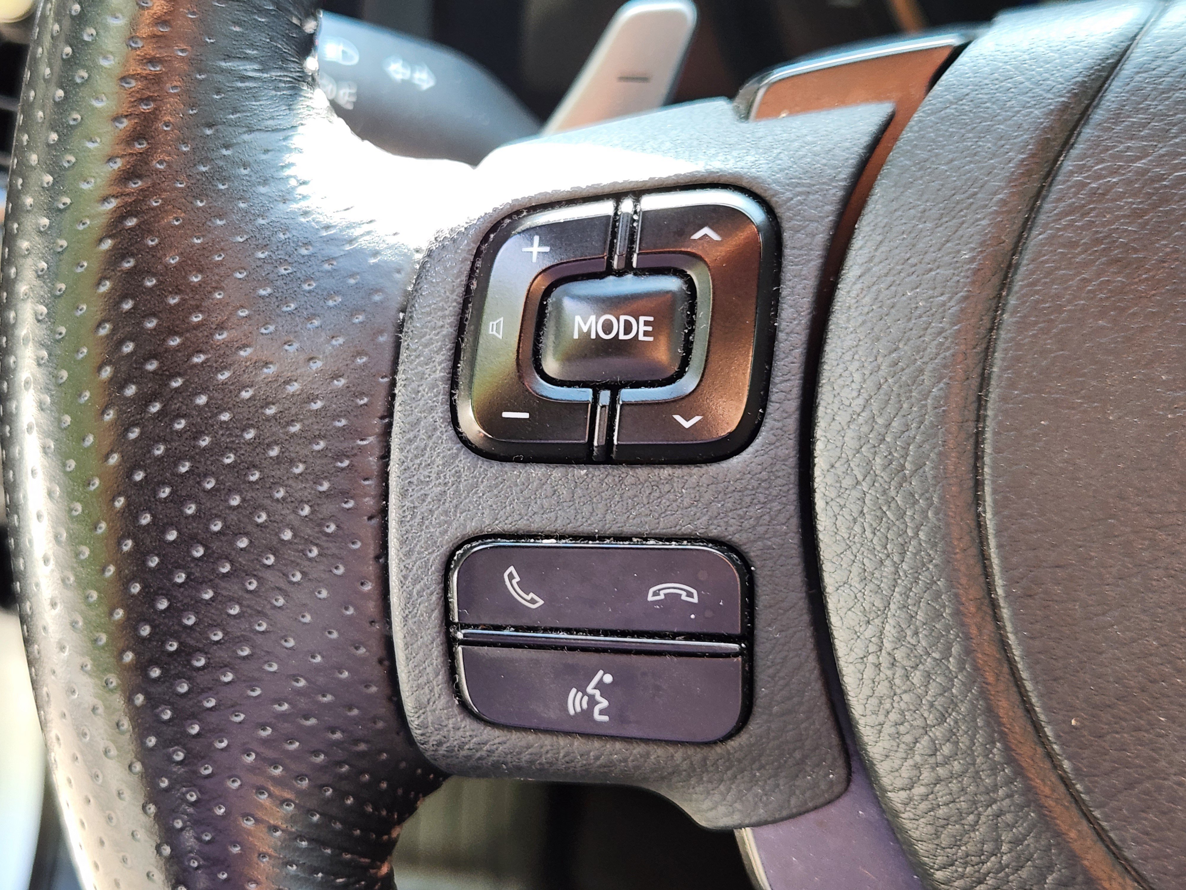 Used 2023 Lexus IS 350 F Sport w/ Memory Package AWD/4WD image 24