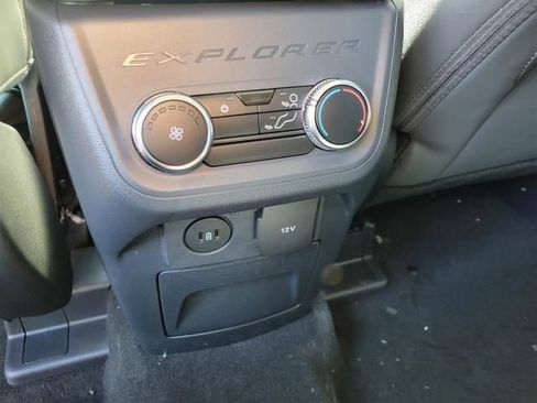 New 2026 Ford Explorer Active w/ Active Comfort Package image 17
