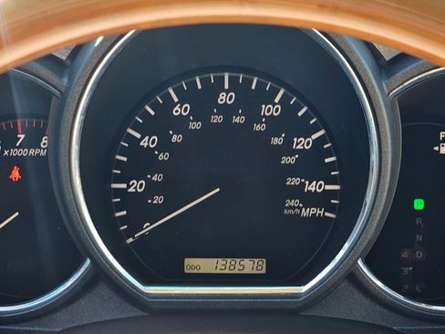 Used 2004 Lexus RX 330 AWD image 7