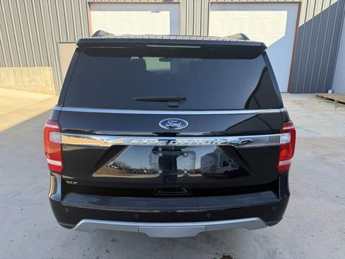 Used 2019 Ford Expedition XLT w/ Equipment Group 202A image 7