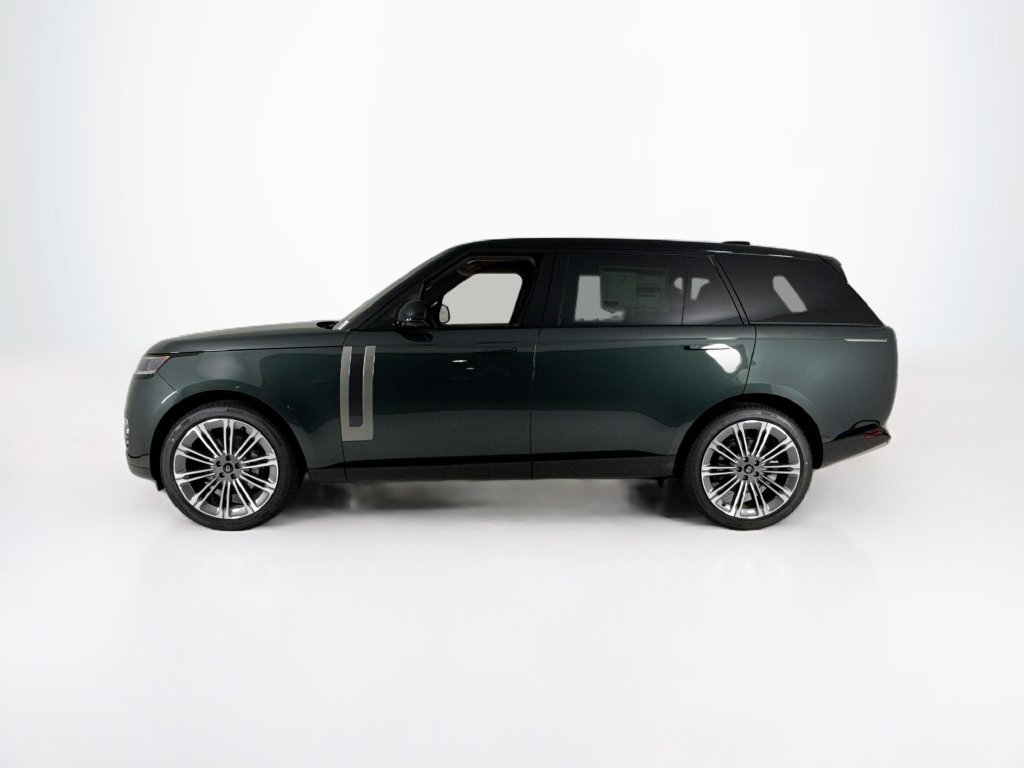 New 2027 Land Rover Range Rover Long Wheelbase SE AWD/4WD image 2