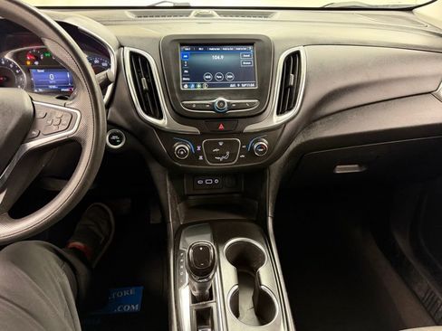 Used 2019 Chevrolet Equinox LT FWD image 23