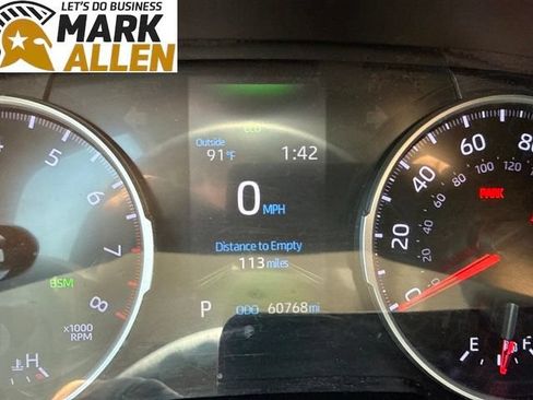 Used 2019 Toyota RAV4 LE AWD/4WD image 8