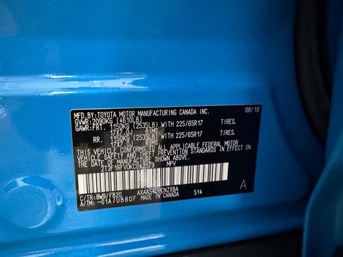 Used 2019 Toyota RAV4 LE w/ All Weather Liner Package AWD/4WD image 22