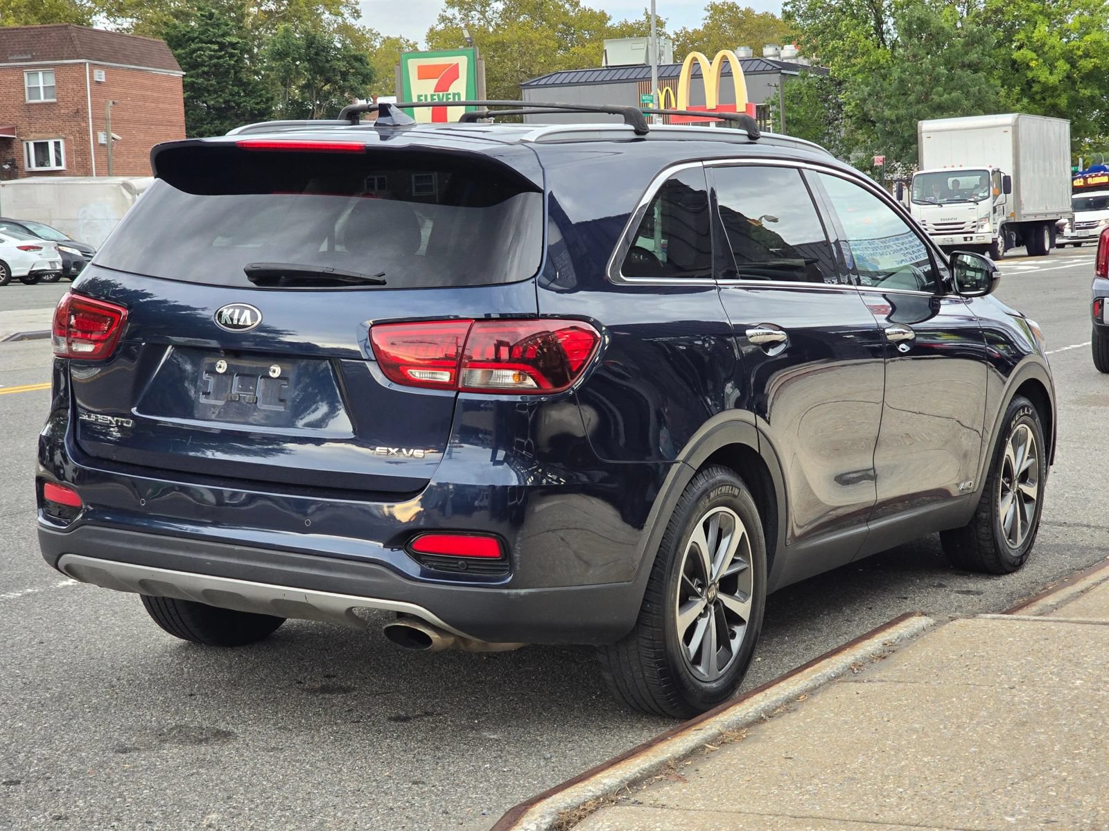 Used 2019 Kia Sorento EX AWD/4WD image 6