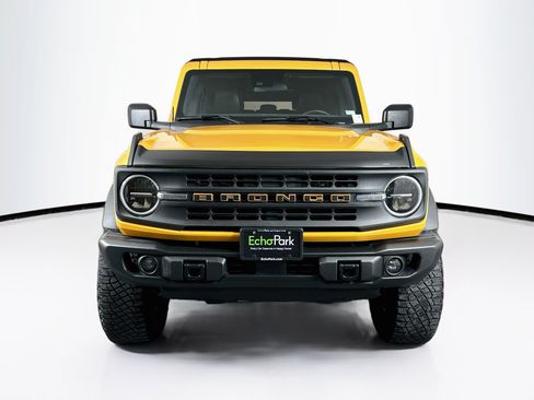 Used 2022 Ford Bronco Black Diamond AWD/4WD image 2