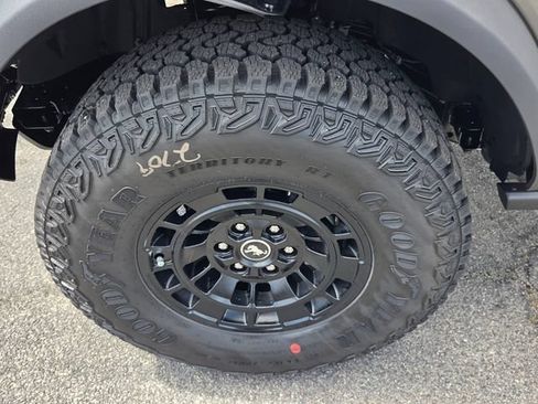 New 2026 Ford Bronco Badlands AWD/4WD image 15