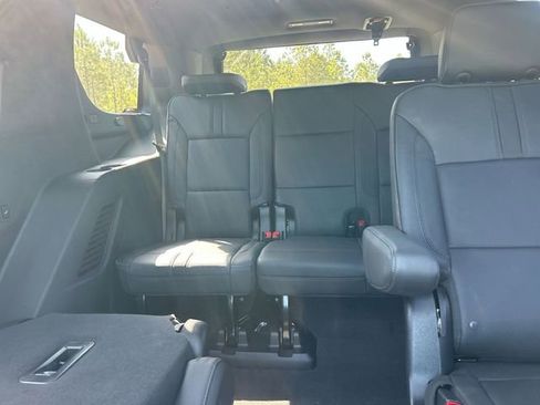 Used 2024 Chevrolet Tahoe RST w/ Luxury Package AWD/4WD image 27