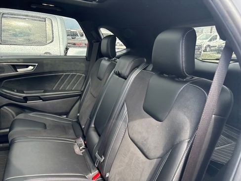 Used 2020 Ford Edge ST w/ Equipment Group 401A image 11
