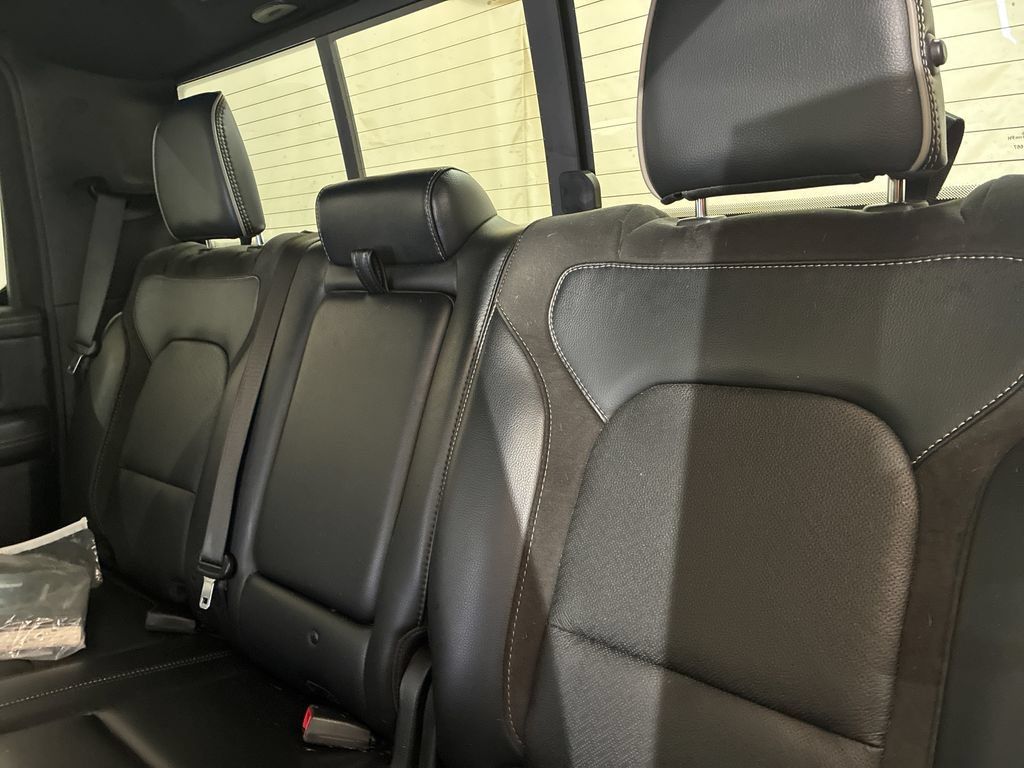 Used 2023 RAM 1500 Laramie AWD/4WD image 11