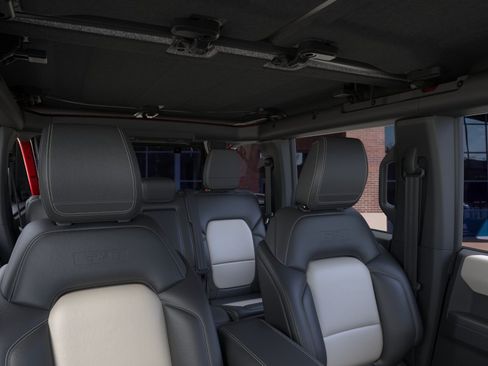 New 2026 Ford Bronco Outer Banks w/ Sasquatch Package AWD/4WD image 12
