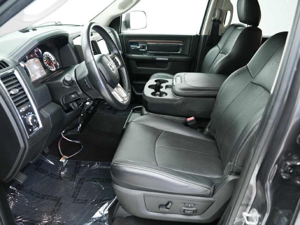 Used 2018 RAM 1500 Laramie w/ Convenience Group AWD/4WD image 5