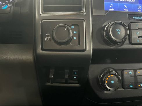 Used 2022 Ford F250 XLT w/ XLT Value Package image 32