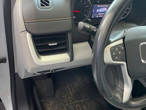 Used 2021 GMC Terrain SLE w/ Driver Convenience Package FWD image 20