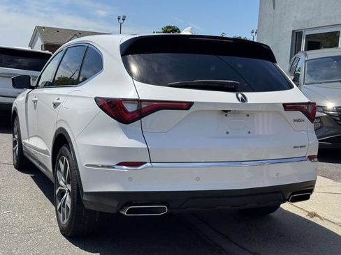 Used 2023 Acura MDX SH-AWD w/ Technology Package image 9