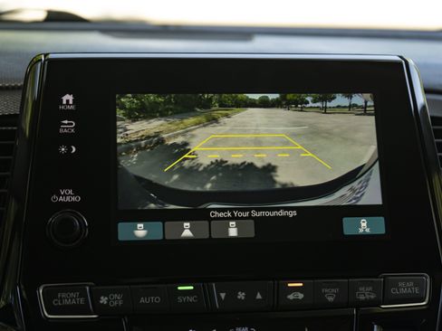 Used 2024 Honda Odyssey EX-L image 32