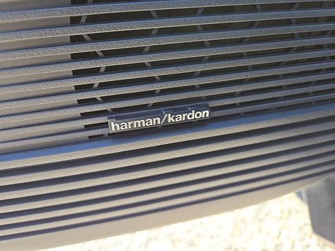 New 2026 Subaru Outback Limited XT image 10