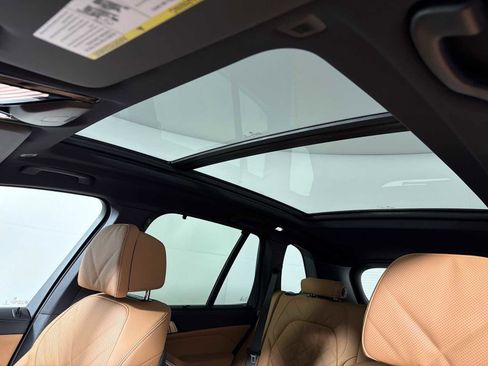 New 2026 BMW X5 xDrive40i w/ M Sport Package image 18
