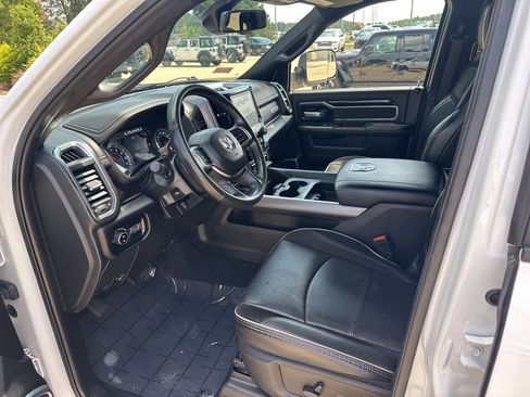 Used 2022 RAM 2500 Laramie w/ Night Edition image 16