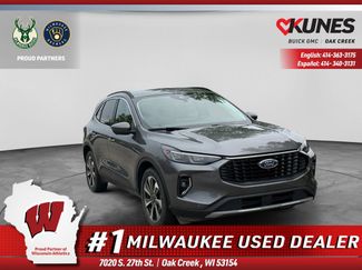 Used 2023 Ford Escape Platinum AWD/4WD video 1