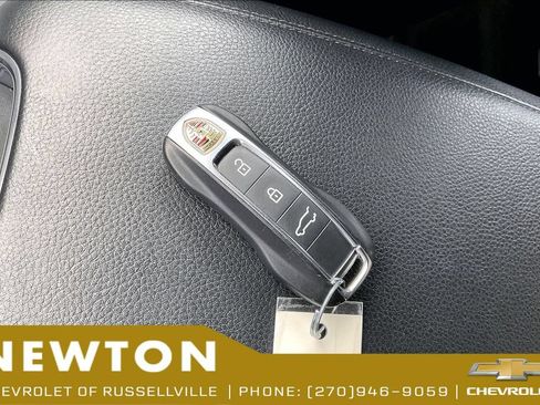 Used 2019 Porsche Cayenne AWD/4WD image 11
