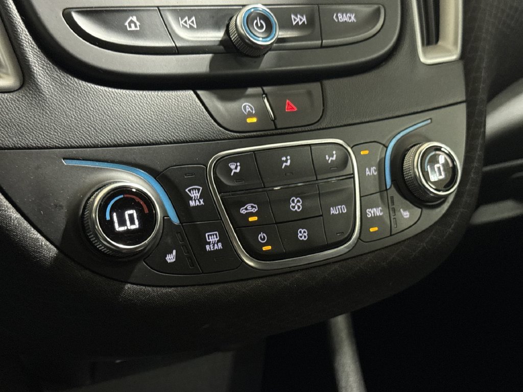 Used 2025 Chevrolet Malibu LT FWD image 16