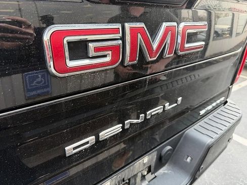 Used 2022 GMC Sierra 2500 Denali w/ Denali Ultimate Package image 4