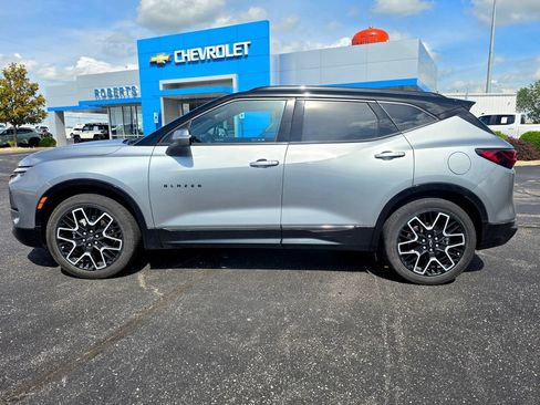Used 2024 Chevrolet Blazer RS w/ Driver Confidence II Package AWD/4WD image 3