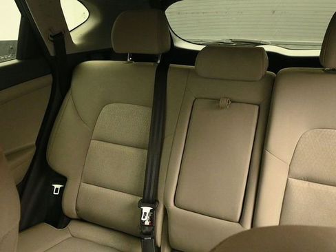 Used 2016 Hyundai Tucson SE w/ Option Group 02 image 21