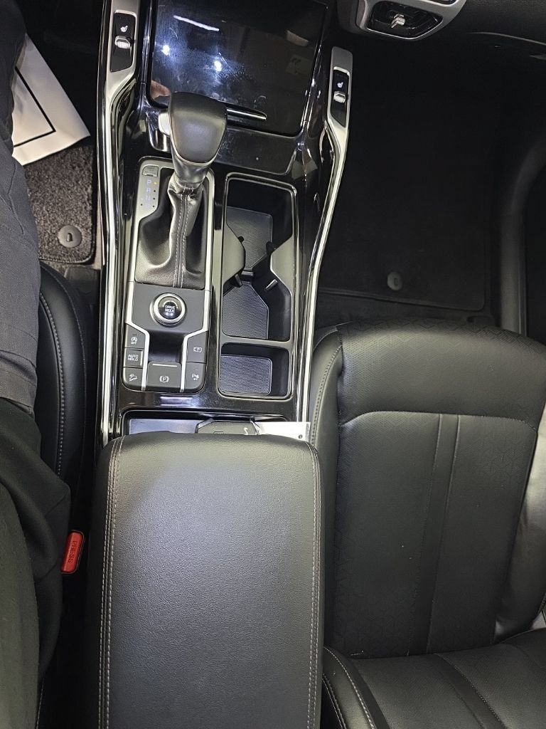 Used 2022 Kia Sorento SX FWD image 21