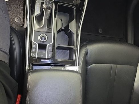 Used 2022 Kia Sorento SX FWD image 21