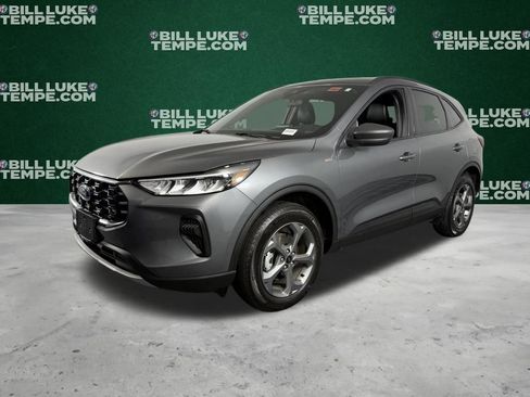 Used 2025 Ford Escape ST-Line image 2