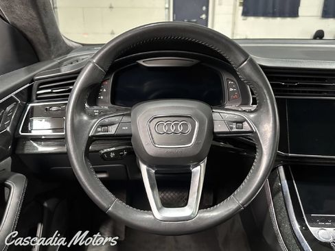 Used 2019 Audi Q8 Prestige w/ Luxury Package AWD/4WD image 38