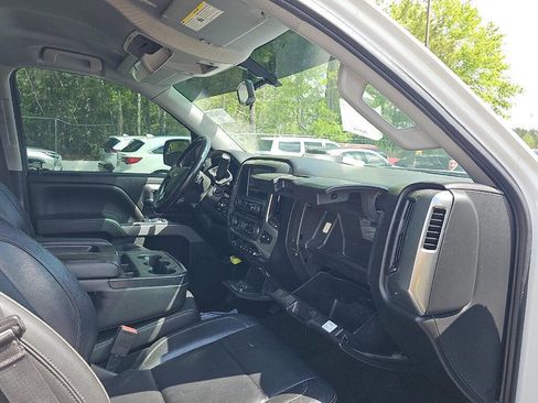 Used 2018 Chevrolet Silverado 1500 LT w/ All Star Edition image 8