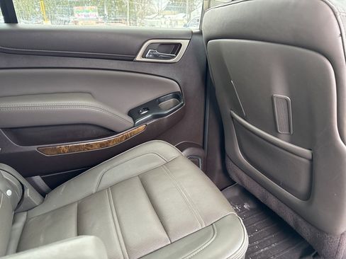 Used 2016 GMC Yukon XL Denali image 36