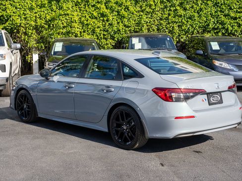 Used 2023 Honda Civic Sport image 7