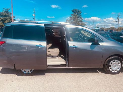 Used 2015 Nissan Quest S image 9