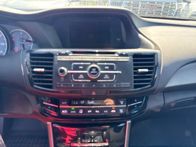 Used 2016 Honda Accord Sport image 18