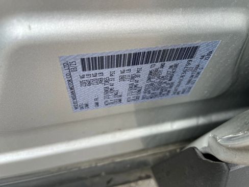 Used 2025 Nissan Rogue SV FWD image 20