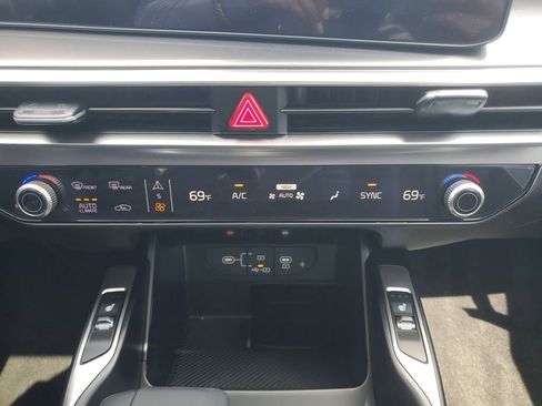 New 2026 Kia Sorento S w/ S Panoramic Sunroof Package image 39