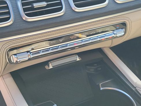 Used 2024 Mercedes-Benz GLE 53 AMG 4MATIC Coupe image 23