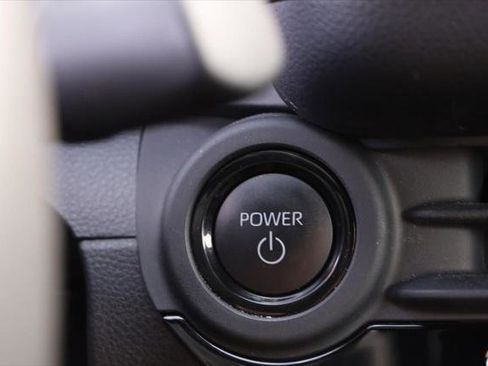 Certified 2023 Toyota Crown image 14