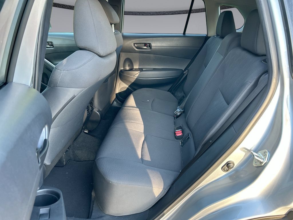 Used 2024 Toyota Corolla Cross LE w/ Moonroof Package FWD image 30