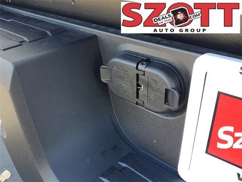 New 2025 Toyota Tacoma TRD Sport image 7