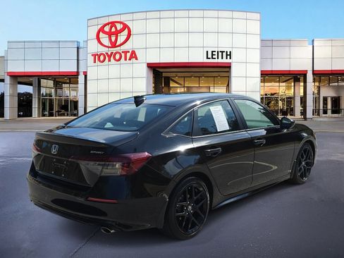 Used 2025 Honda Civic Sport image 5